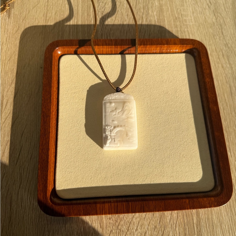 Elegant White Pendant Necklace